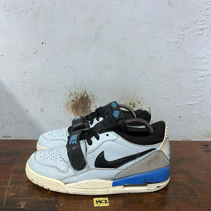 Sepatu basket second ori nike jordan legacy 312 low celebrates size 40