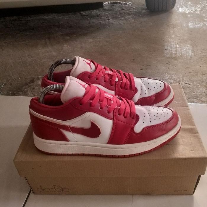 sepatu sneakers second nik€ air jordan 1 low gym red size 39 original preloved