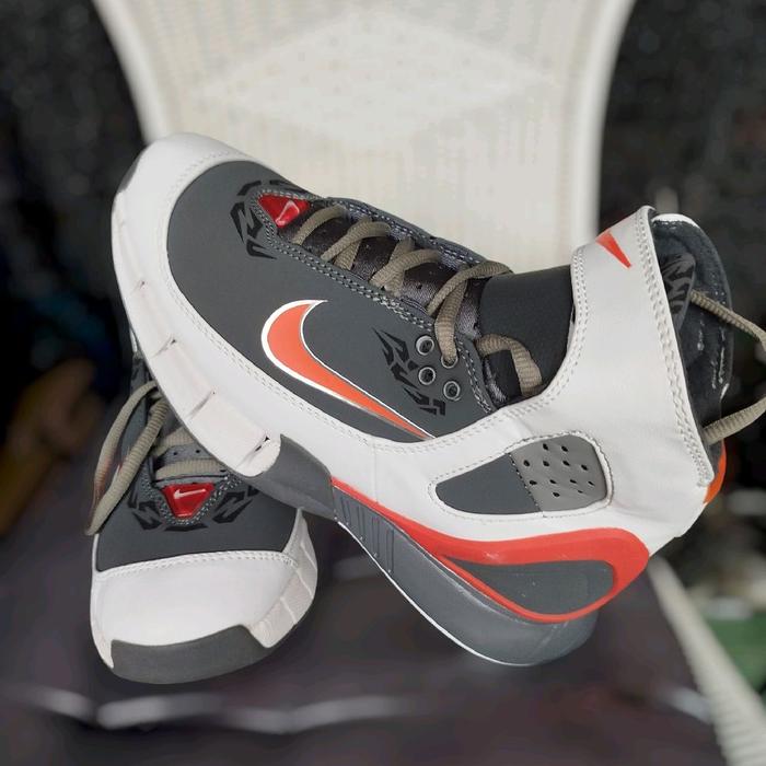 Nike Air Zoom Huarache 2K4 Laser Kobe Ukuran 40
