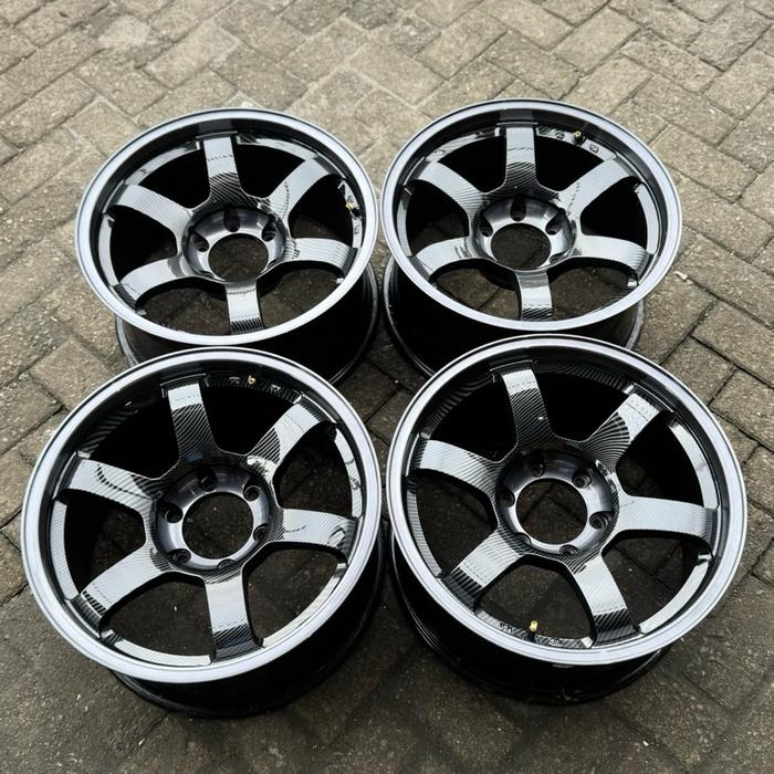 Velg Second like new te37 carbon R18-9 et 0