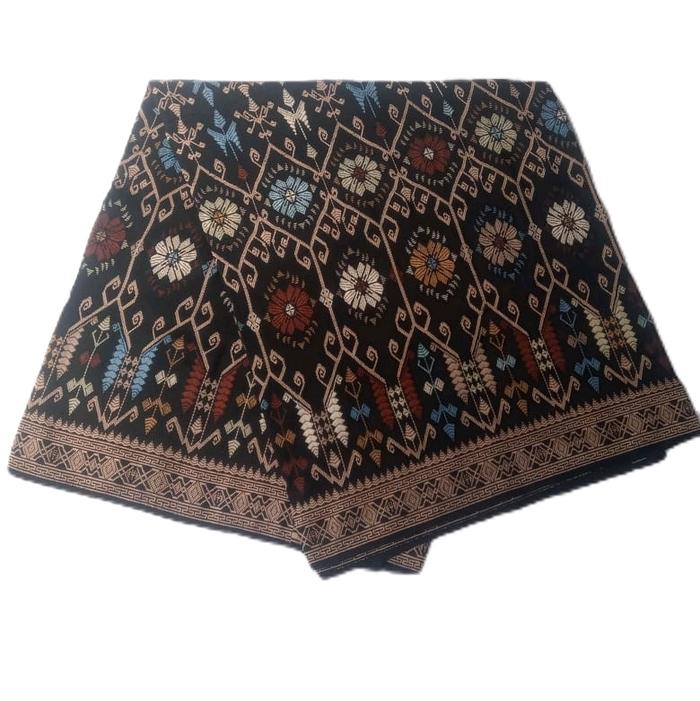 Kain Tenun Tradisional Lombok - Tenun Songket Lombok