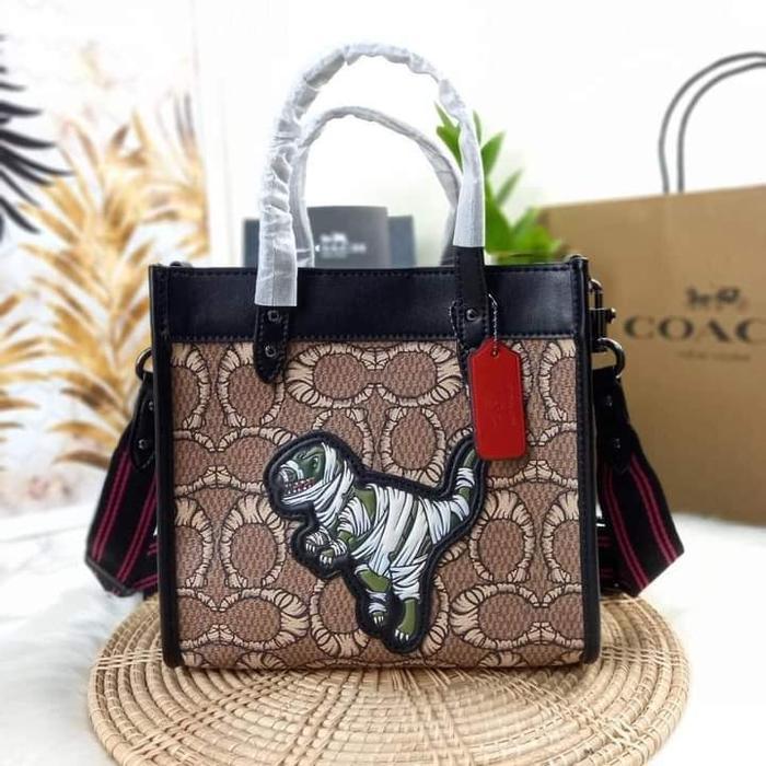 TAS C6971 Michael B.Jordan Field Tote 22 In Mummified Signature Canvas