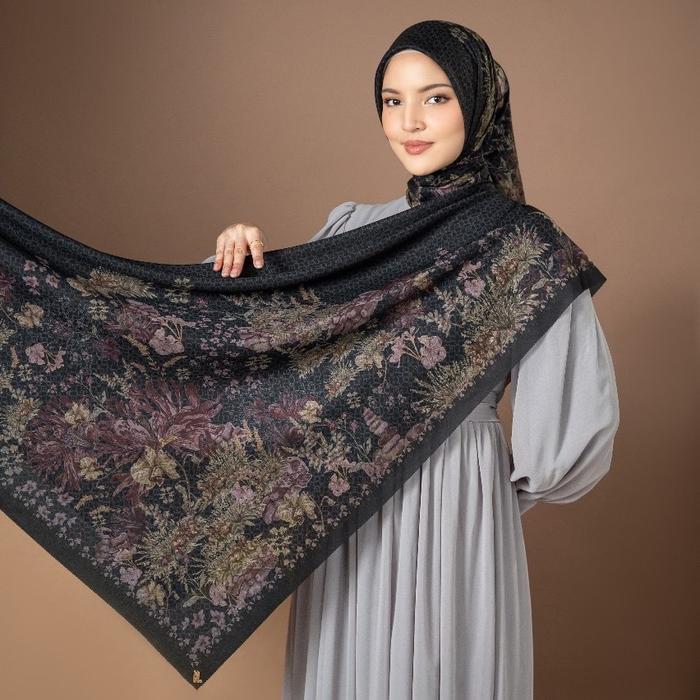 HEYLOCAL'S SCOTTISH SCARF | HIJAB SEGI EMPAT