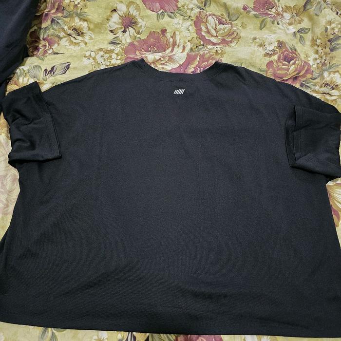 kaos oversize crop STL olga