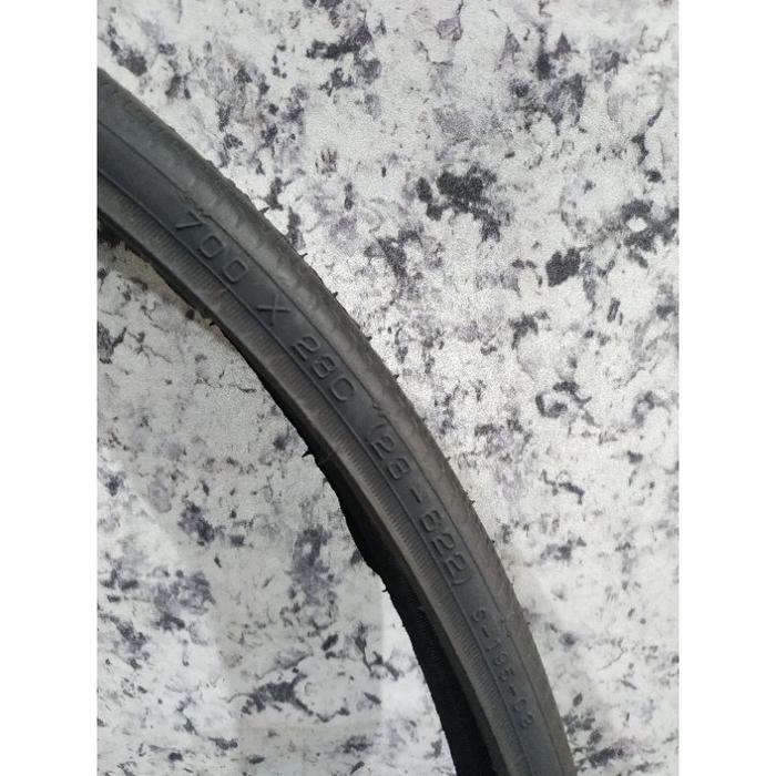Ban Luar 700 x 23c Sepeda Fixie Roadbike Pixy SWALLOW