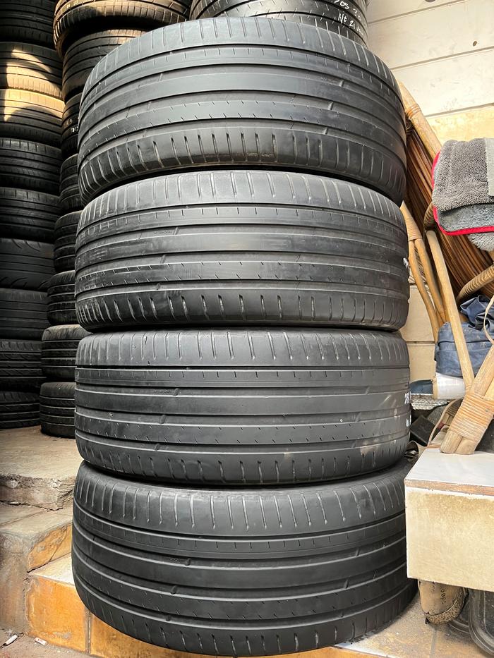 Ban Copotan Michelin Pilot Sport EV 255 45 r20 4Ban Tahun 2022  Rp.5.800.000  Lokasi Lapangan Merah 