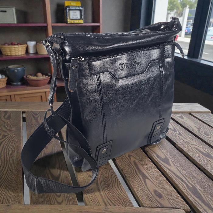 Pemata Mall Jakarta | Tas Selempang Pria Kulit PU | Tas Selempang & Pinggang Pria | Kulit PU