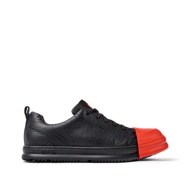 CAMPER Sepatu Sneakers Pria Junction Runner Hitam Merah Original Dengan Desain Stylish Dan Nyaman Bl