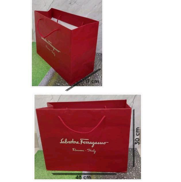 paperbag Salvador feragamo/ paperbag salvador feragamo