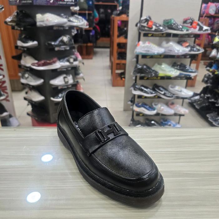 Suntour Sepatu Pria Seri DM 04