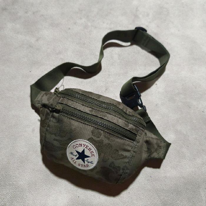 Tas waistbag Converse all star camo bekas