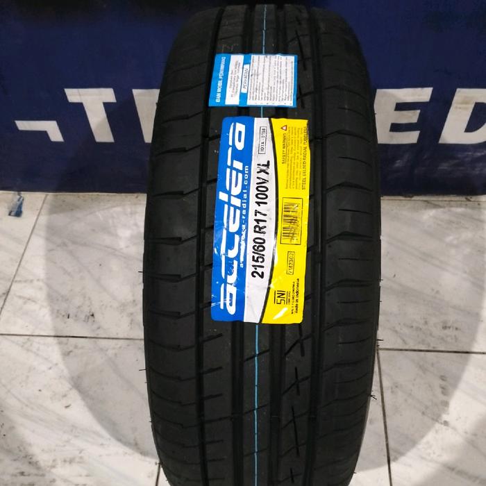 Ban mobil 215/60 R17 100VXL ACCELERA