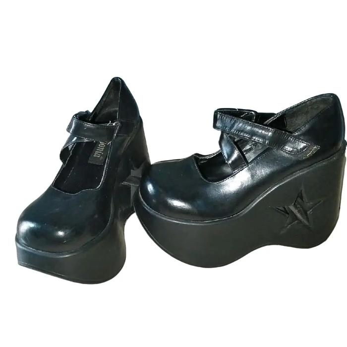 DEMONIA STAR WEDGES for women size fit 39-40 Boots Wanita