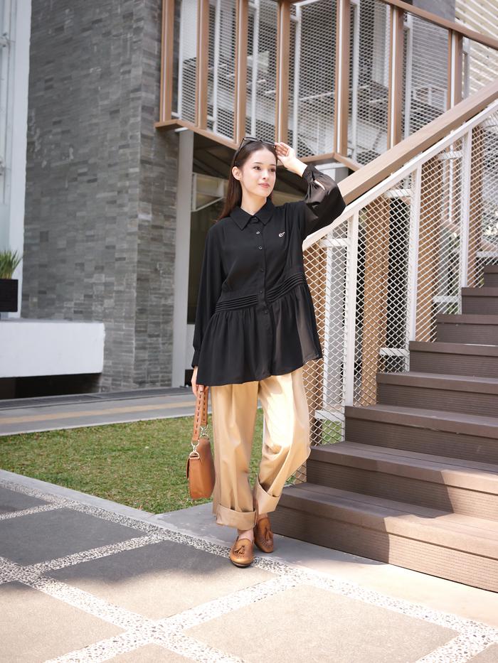 Kyana Top by Ederra Atasan Wanita Polos