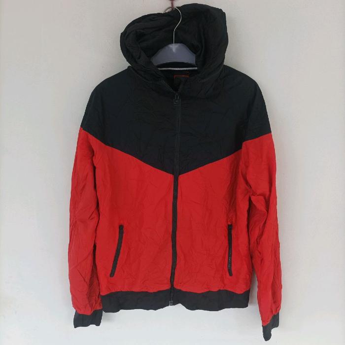 JAKET PARASUT PRIA NIKE* ORIGINAL SIZE M J025
