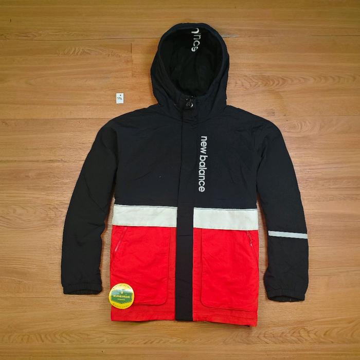 nb outdoor jacket jaket