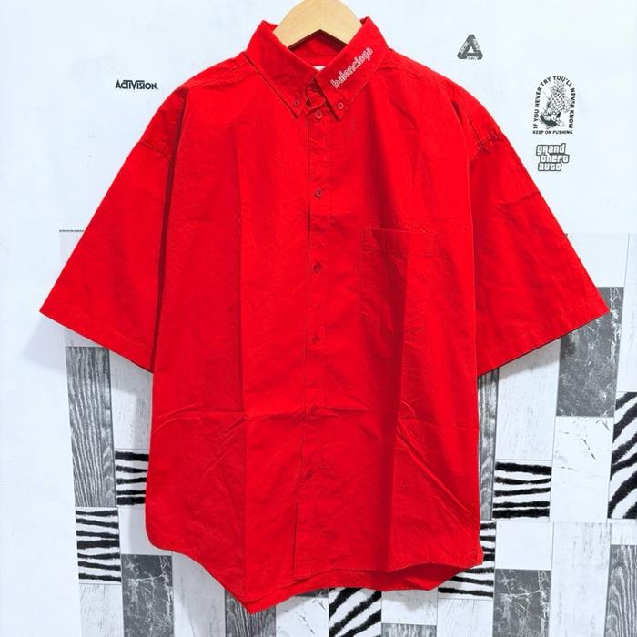 Kemeja Balenciaga lengan Pendek model Oversize