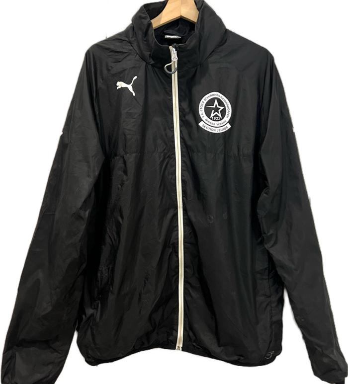 [USED] PUMA Jacket Bahan Parasut Water Resist dengan Zipper dan inner Jaring warna Hitam