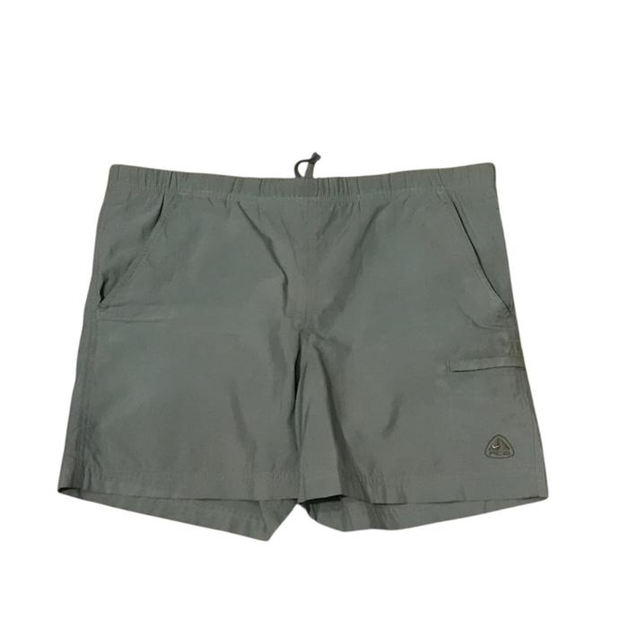 Vintage Nike Acg Short Cargo pants blue gum Traill short pants Stwo pocket  Size L  Waist : 93-96 cm