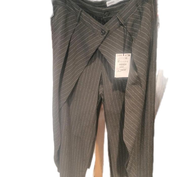 jastip 30.0000 per item. Celana Kulot Bershka wanita