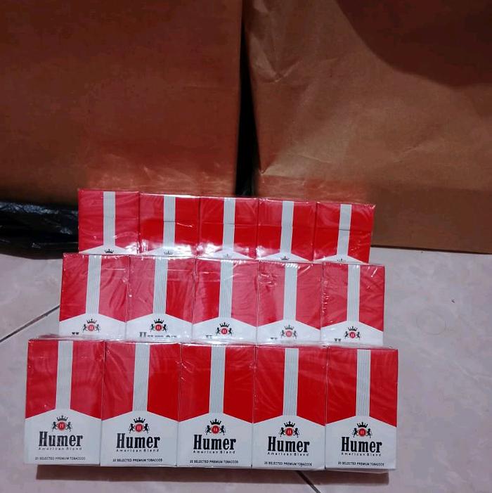 humer merah putih kalung rantai pria logam merah desin elegan ringan mudah di bawa
