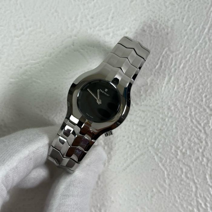 T4g H3u3r Quartz 25mm Watch Authentic
