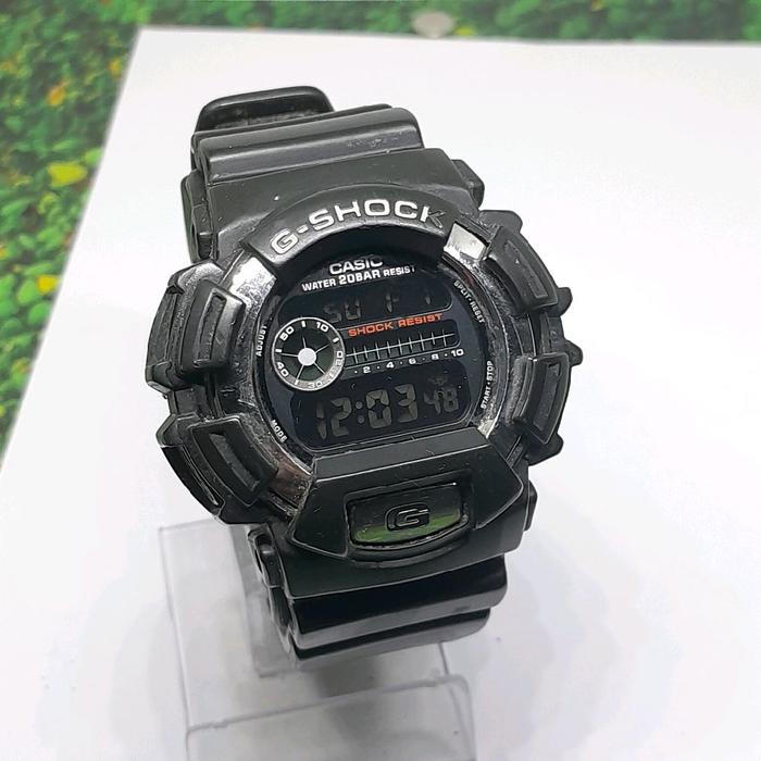 Jam tangan pria original Casio G Shock DW 9500