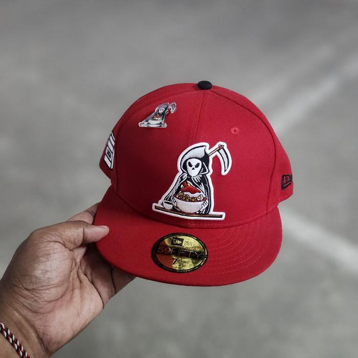 Topi Merah Ukuran 7 1/2 NASI LEMAK edisi Malay Cakep