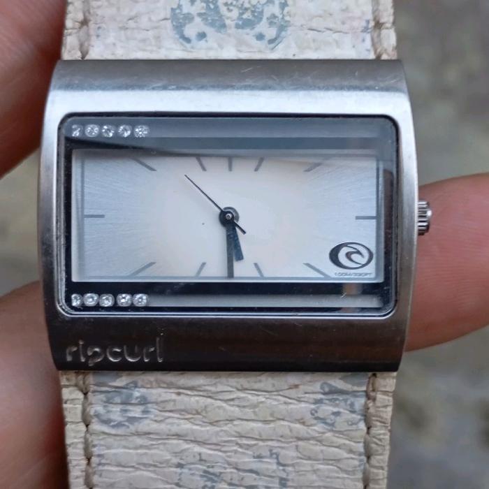 jam tangan cewek ripcurl monaco A2060G preloved second original