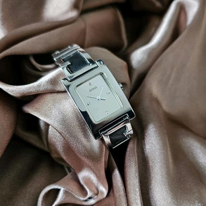 GUESS TANK MIRROR DIAL SILVER BEZEL SIMPLE INDEX QUARTZ ORIGINAL LEATHER PREMIUM LADIES ORI JAM TANG