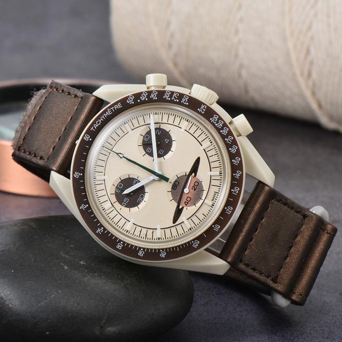 Jam Tangan Kuarsa Pria Keras Awet - Desain Tahan Lama dan Kuat