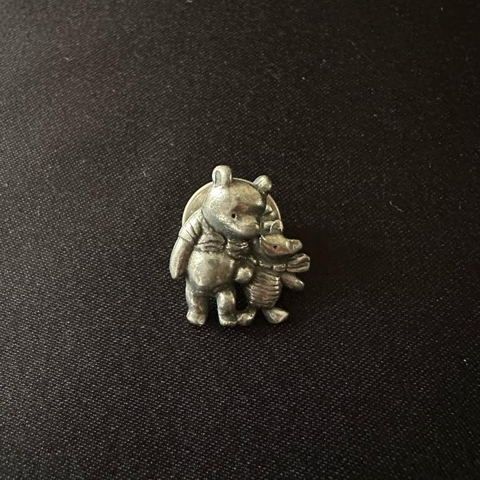 Disney Winnie The Pooh & Piglet Lapel Pin