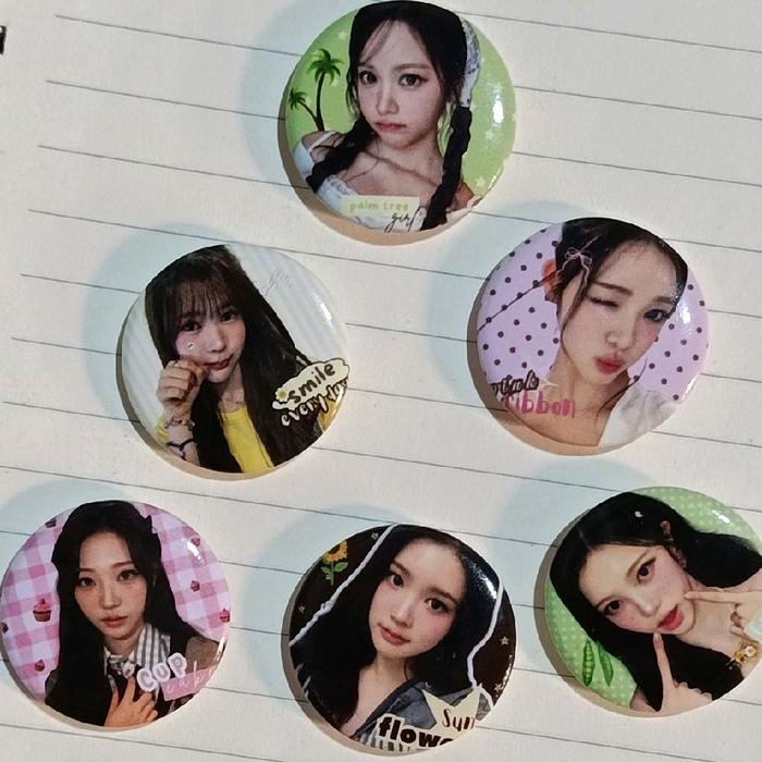 Hearts2Hearts Button Pin The Heart's LIMITED EDITION|Bros h2h kpop|button pin kpop|pin hearts2hearts