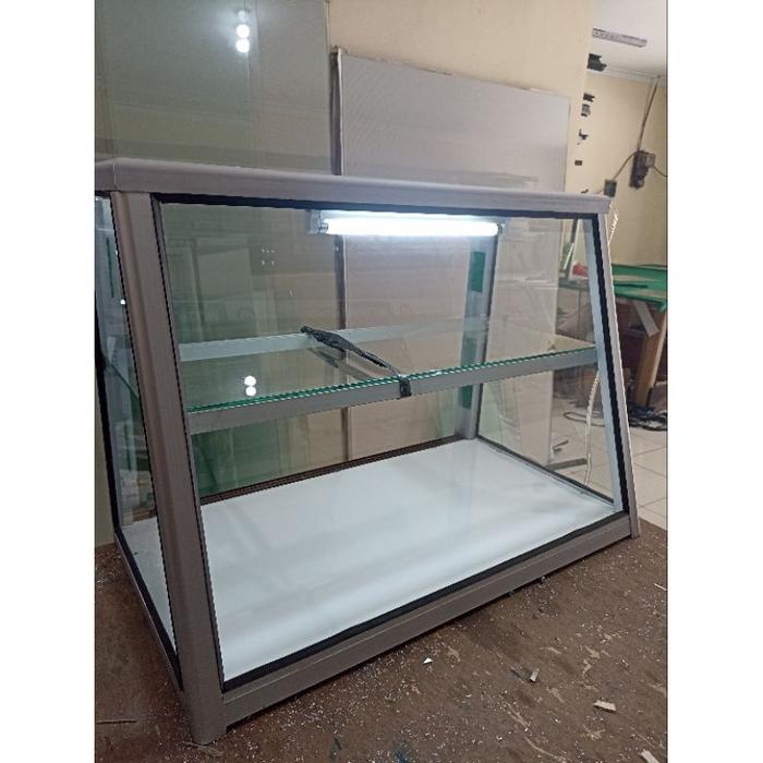 Etalase Miring Custom 70X40X50 Kaca + Lampu Neon