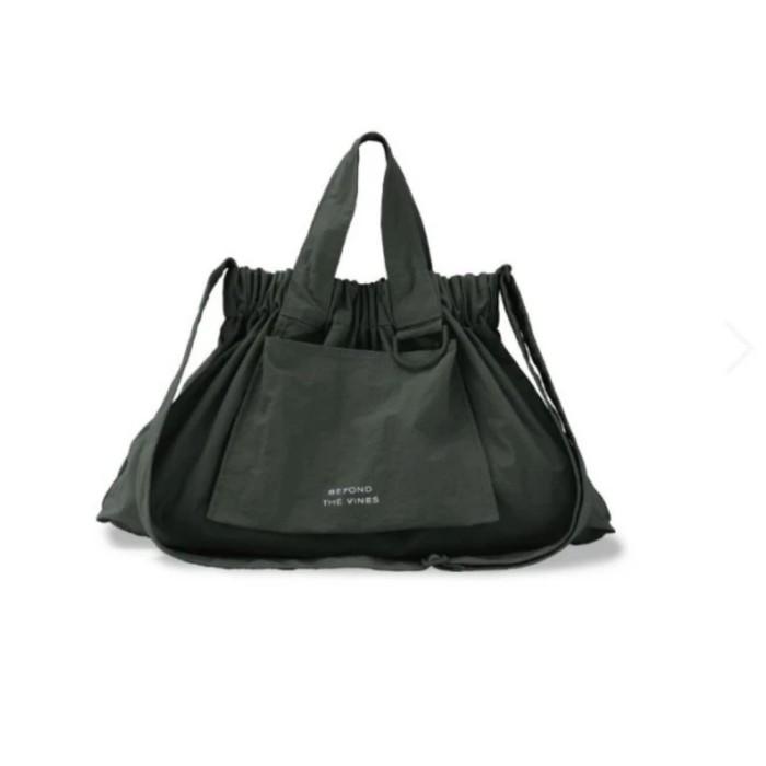 BEYOND THE VINES Medium Dumpling Bag / Tas Selempang Nylon Tote Bag - Olive