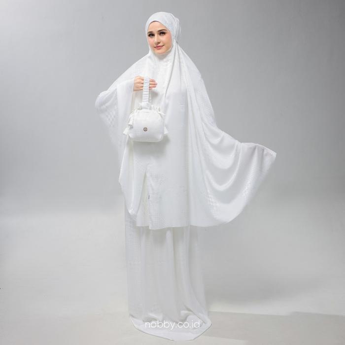 Nobby Maira Mukena Dewasa Polos Bahan Silk Jacquard