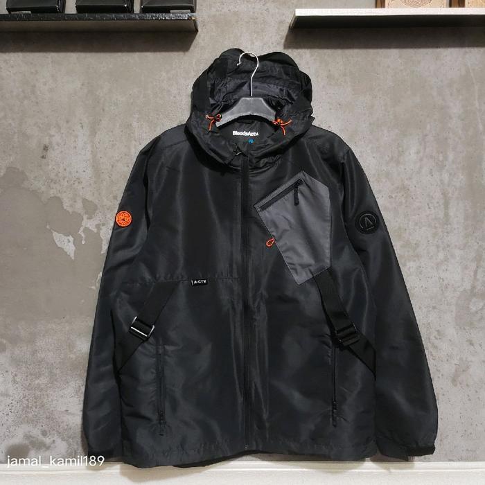 JACKET OUTDOOR BLOODS ACTV WINSTREKS BLACK ORIGINAL.!! Jaket Pria Parasut