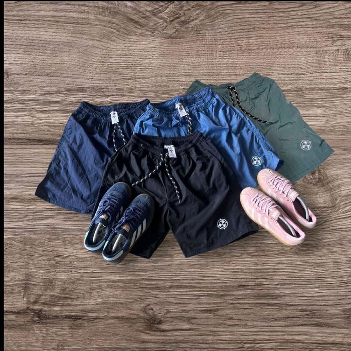 DESTROYER/ boardshort cringkle/ celana pendek /celana casual cowo cewe unixex Logo Keren