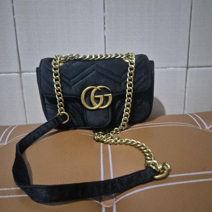 Tas Sling Rantai Gucc* Marmont Mini beludru Hitam