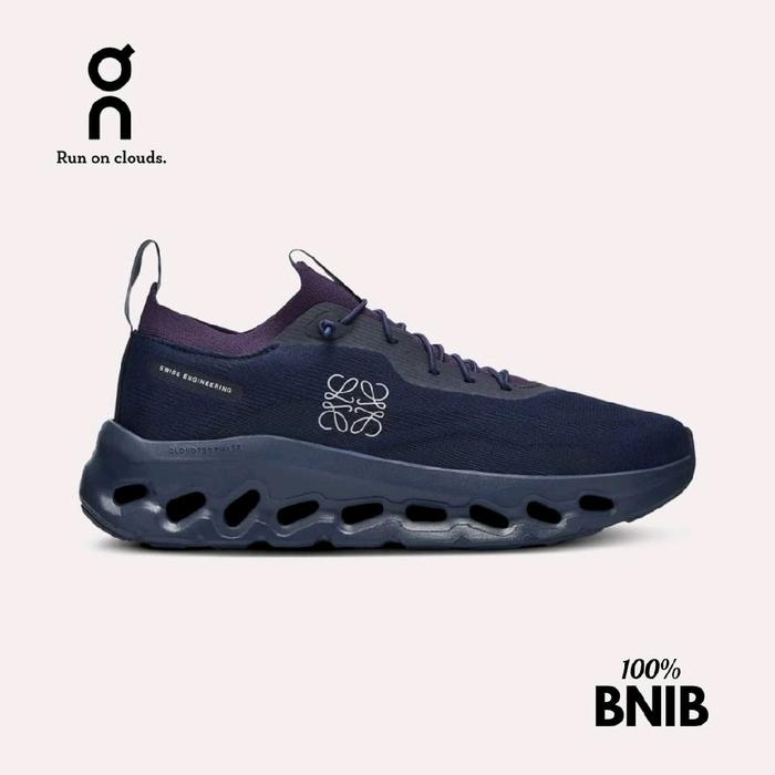 Sepatu On Cloud Loewe Navy