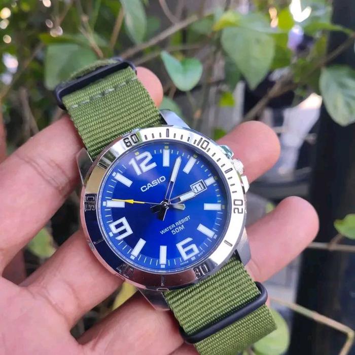Casio Blue Megatron MPT001