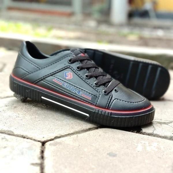 SEPATU PANTOFEL KARET PRIA ORIGINAL GOSOME HITAM SEPATU KARET PRIA *Reb