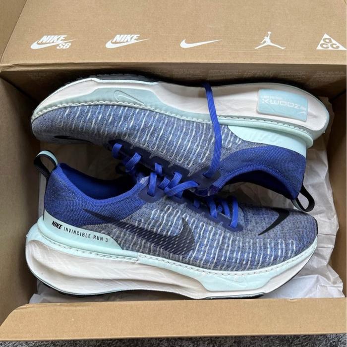 SIZE 42,5 - NIKE INVICIBLE RUN Shoes Sepatu