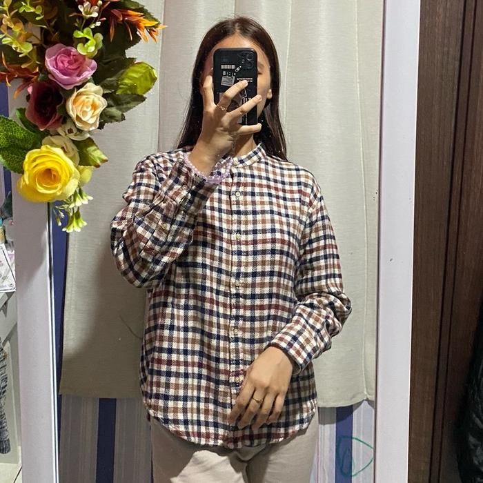 LD : 112 PB : 68 Bahan Kain : Flanel Warna Baju : Kotak- kotak Brand : COEN - TOKYO