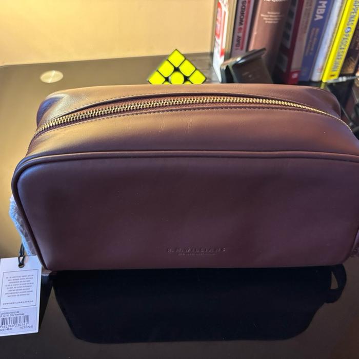 RM Williams wash bag leather Australia