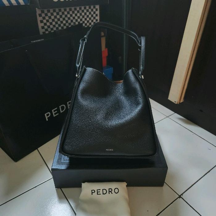 Tas Wanita Pedro Hobo Bag Size M Original Like New Fullset Lengkap