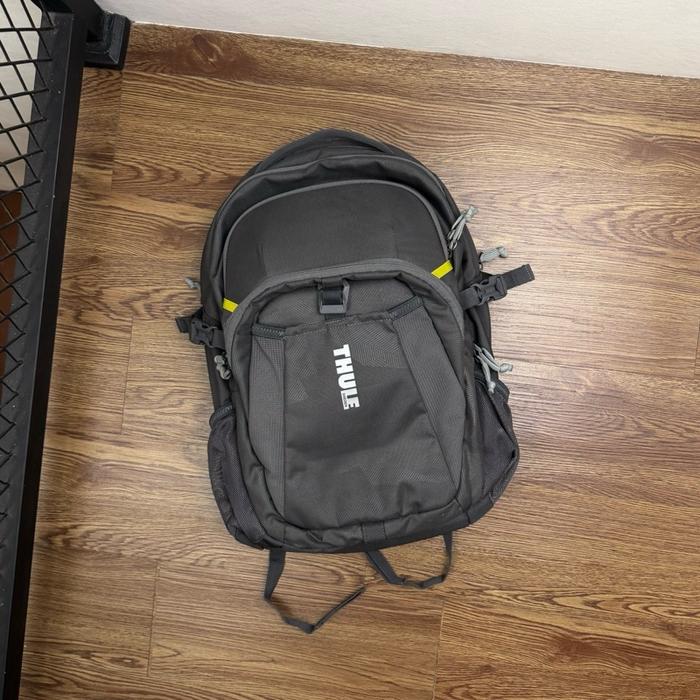 Thule narrator 30L backpack