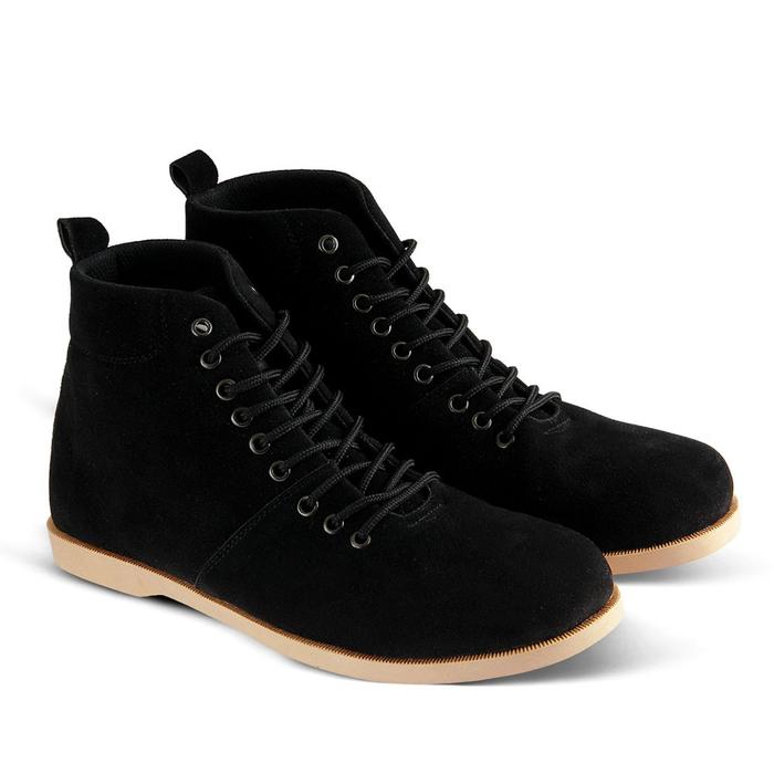 Hertz - Sepatu Sneakers Pria Varka V 023 Sepatu Boots dan Sepatu Kasual Pria - Hitam