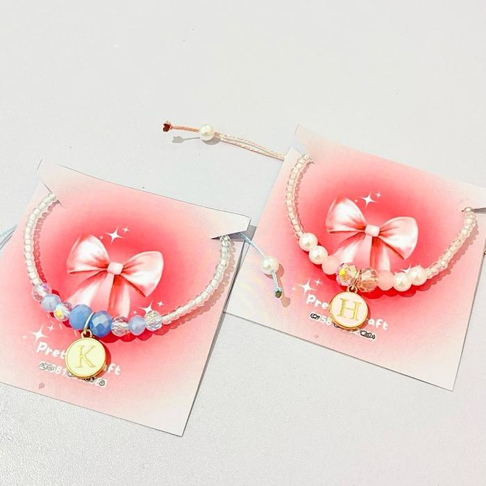 Gelang Inisial namaa (pink biru)