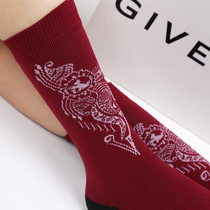 Kaos Kaki Muslimah Graphic Henna